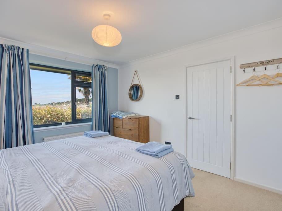 Lovely Holiday Home In Lyme Regis - Sleeps 8 Exterior foto